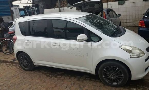Acheter Occasion Voiture Toyota Ractis Blanc à Bujumbura, Bujumbura Acheter Occasion Voiture Toyota Ractis Blanc à Bujumbura, Bujumbura