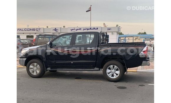 Nunua Imported Toyota Hilux Nyeusi Gari ndani ya Import - Dubai nchini Bujumbura Nunua Imported Toyota Hilux Nyeusi Gari ndani ya Import - Dubai nchini Bujumbura