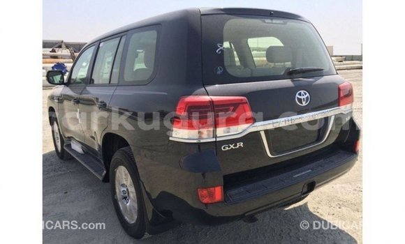 Acheter Import Voiture Toyota Land Cruiser Noir à Import - Dubai, Bujumbura Acheter Import Voiture Toyota Land Cruiser Noir à Import - Dubai, Bujumbura
