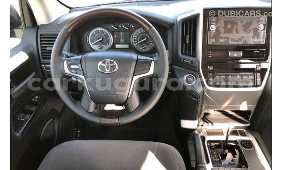 Nunua Imported Toyota Land Cruiser Nyeusi Gari ndani ya Import - Dubai nchini Bujumbura Nunua Imported Toyota Land Cruiser Nyeusi Gari ndani ya Import - Dubai nchini Bujumbura