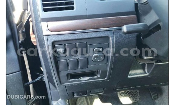 Nunua Imported Toyota Land Cruiser Nyeusi Gari ndani ya Import - Dubai nchini Bujumbura Nunua Imported Toyota Land Cruiser Nyeusi Gari ndani ya Import - Dubai nchini Bujumbura