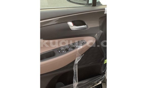 Nunua Imported Hyundai Santa Fe Nyeupe Gari ndani ya Import - Dubai nchini Bujumbura Nunua Imported Hyundai Santa Fe Nyeupe Gari ndani ya Import - Dubai nchini Bujumbura