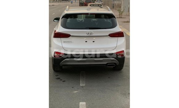 Nunua Imported Hyundai Santa Fe Nyeupe Gari ndani ya Import - Dubai nchini Bujumbura Nunua Imported Hyundai Santa Fe Nyeupe Gari ndani ya Import - Dubai nchini Bujumbura