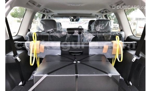 Nunua Imported Toyota Prado Nyeusi Gari ndani ya Import - Dubai nchini Bujumbura Nunua Imported Toyota Prado Nyeusi Gari ndani ya Import - Dubai nchini Bujumbura