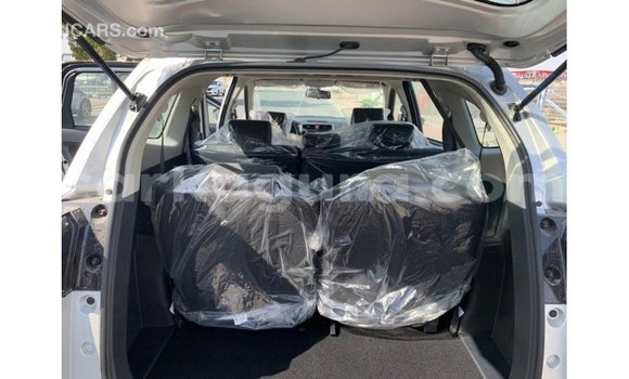 Nunua Imported Toyota Rush Nyingine Gari ndani ya Import - Dubai nchini Bujumbura Nunua Imported Toyota Rush Nyingine Gari ndani ya Import - Dubai nchini Bujumbura