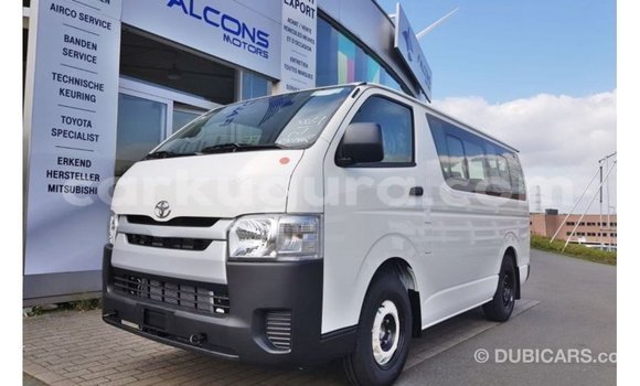 Nunua Imported Toyota Hiace Nyeupe Gari ndani ya Import - Dubai nchini Bujumbura Nunua Imported Toyota Hiace Nyeupe Gari ndani ya Import - Dubai nchini Bujumbura