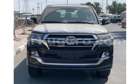 Nunua Imported Toyota Land Cruiser Nyeusi Gari ndani ya Import - Dubai nchini Bujumbura Nunua Imported Toyota Land Cruiser Nyeusi Gari ndani ya Import - Dubai nchini Bujumbura