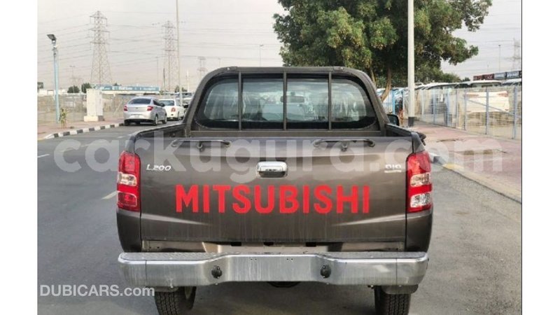 Big with watermark mitsubishi l200 bujumbura import dubai 4428