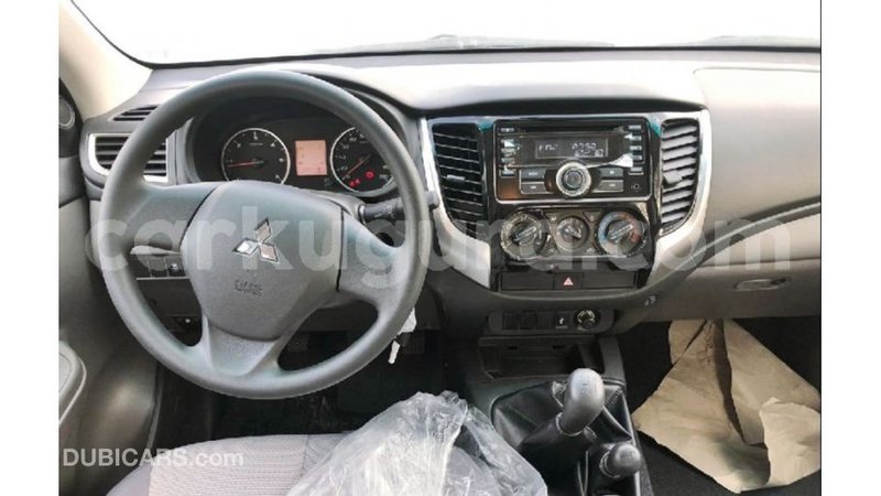 Big with watermark mitsubishi l200 bujumbura import dubai 4428