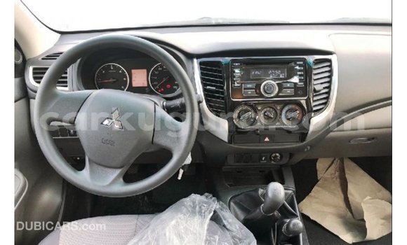 Nunua Imported Mitsubishi L200 Brown Gari ndani ya Import - Dubai nchini Bujumbura Nunua Imported Mitsubishi L200 Brown Gari ndani ya Import - Dubai nchini Bujumbura