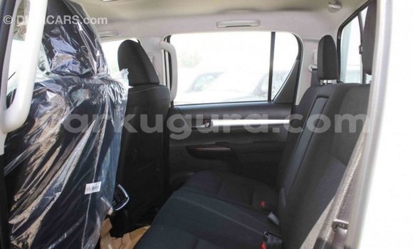 Buy Import Toyota Hilux White Car in Import - Dubai in Bujumbura Buy Import Toyota Hilux White Car in Import - Dubai in Bujumbura