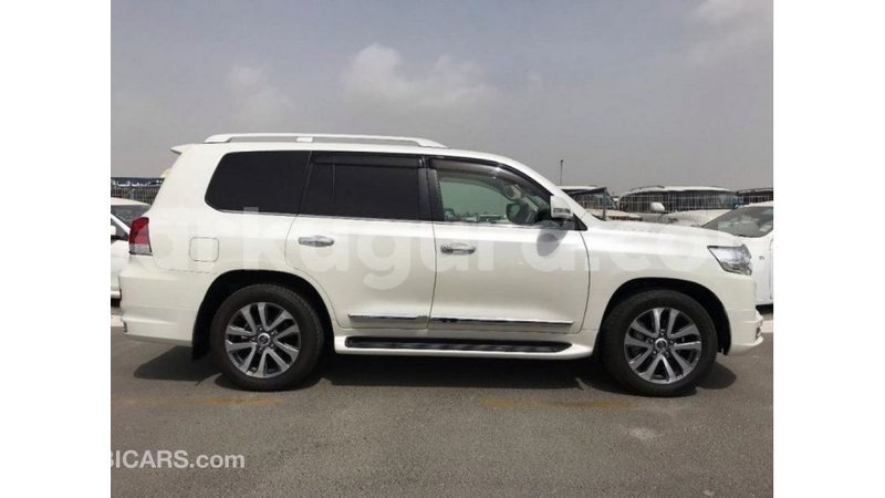 Big with watermark toyota land cruiser bujumbura import dubai 4436