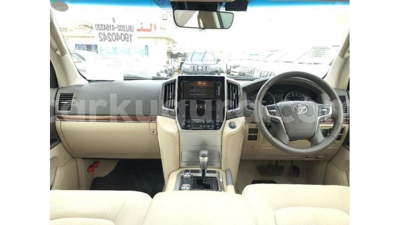 Big with watermark toyota land cruiser bujumbura import dubai 4438