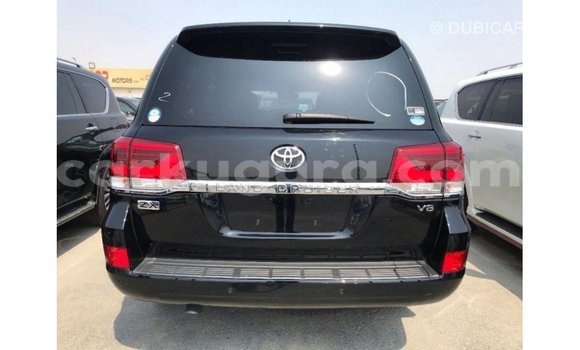 Acheter Import Voiture Toyota Land Cruiser Noir à Import - Dubai, Bujumbura Acheter Import Voiture Toyota Land Cruiser Noir à Import - Dubai, Bujumbura