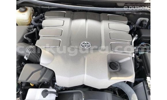 Nunua Imported Toyota Land Cruiser Nyeusi Gari ndani ya Import - Dubai nchini Bujumbura Nunua Imported Toyota Land Cruiser Nyeusi Gari ndani ya Import - Dubai nchini Bujumbura