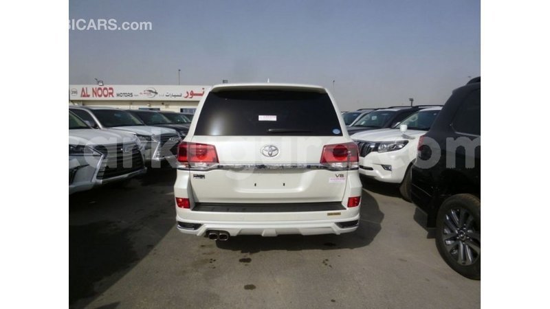 Big with watermark toyota land cruiser bujumbura import dubai 4446