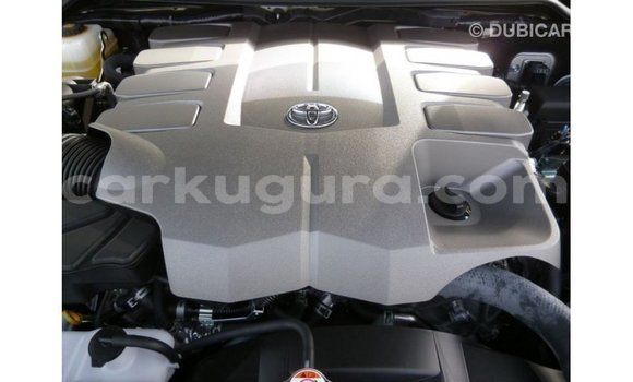 Acheter Import Voiture Toyota Land Cruiser Blanc à Import - Dubai, Bujumbura Acheter Import Voiture Toyota Land Cruiser Blanc à Import - Dubai, Bujumbura
