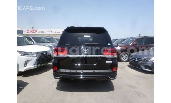 Acheter Import Voiture Toyota Land Cruiser Noir à Import - Dubai, Bujumbura Acheter Import Voiture Toyota Land Cruiser Noir à Import - Dubai, Bujumbura