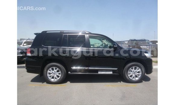Acheter Import Voiture Toyota Land Cruiser Noir à Import - Dubai, Bujumbura Acheter Import Voiture Toyota Land Cruiser Noir à Import - Dubai, Bujumbura