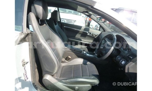 Acheter Import Voiture Mercedes-Benz 250 Autre à Import - Dubai, Bujumbura Acheter Import Voiture Mercedes-Benz 250 Autre à Import - Dubai, Bujumbura