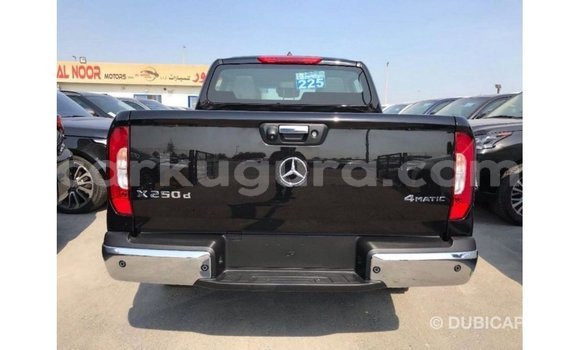 Acheter Import Voiture Mercedes-Benz 250 Noir à Import - Dubai, Bujumbura Acheter Import Voiture Mercedes-Benz 250 Noir à Import - Dubai, Bujumbura