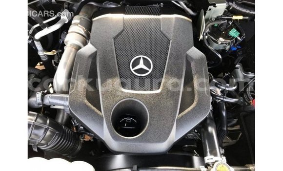 Acheter Import Voiture Mercedes-Benz 250 Noir à Import - Dubai, Bujumbura Acheter Import Voiture Mercedes-Benz 250 Noir à Import - Dubai, Bujumbura