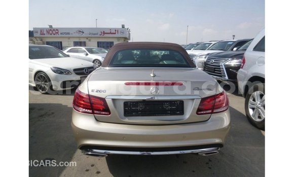 Nunua Imported Mercedes-Benz 200 Nyingine Gari ndani ya Import - Dubai nchini Bujumbura Nunua Imported Mercedes-Benz 200 Nyingine Gari ndani ya Import - Dubai nchini Bujumbura