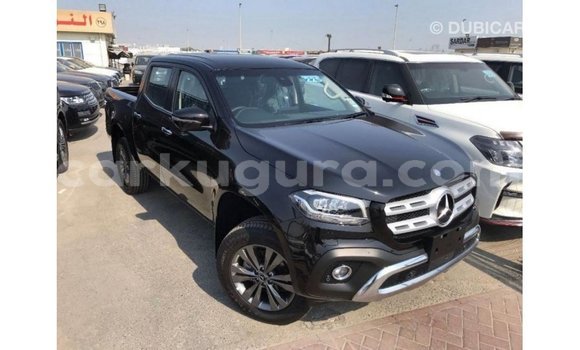 Acheter Import Voiture Mercedes-Benz 250 Noir à Import - Dubai, Bujumbura Acheter Import Voiture Mercedes-Benz 250 Noir à Import - Dubai, Bujumbura