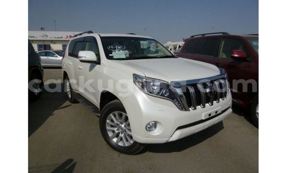 Nunua Imported Toyota Prado Nyeupe Gari ndani ya Import - Dubai nchini Bujumbura Nunua Imported Toyota Prado Nyeupe Gari ndani ya Import - Dubai nchini Bujumbura