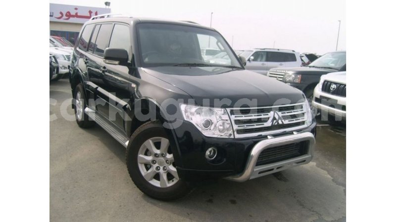 Big with watermark mitsubishi pajero bujumbura import dubai 4464