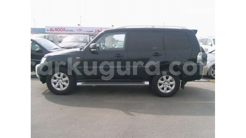 Big with watermark mitsubishi pajero bujumbura import dubai 4464