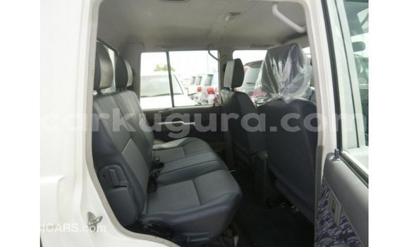 Buy Import Toyota Land Cruiser White Car in Import - Dubai in Bujumbura Buy Import Toyota Land Cruiser White Car in Import - Dubai in Bujumbura