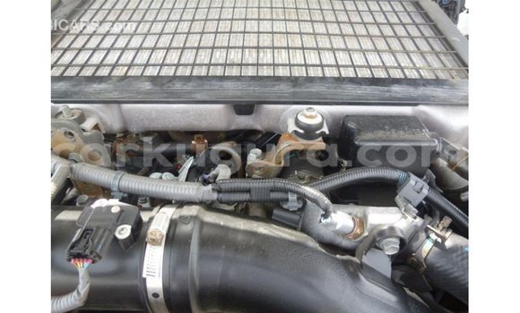 Buy Import Toyota Land Cruiser White Car in Import - Dubai in Bujumbura Buy Import Toyota Land Cruiser White Car in Import - Dubai in Bujumbura