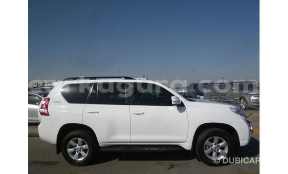 Acheter Import Voiture Toyota Prado Blanc à Import - Dubai, Bujumbura Acheter Import Voiture Toyota Prado Blanc à Import - Dubai, Bujumbura