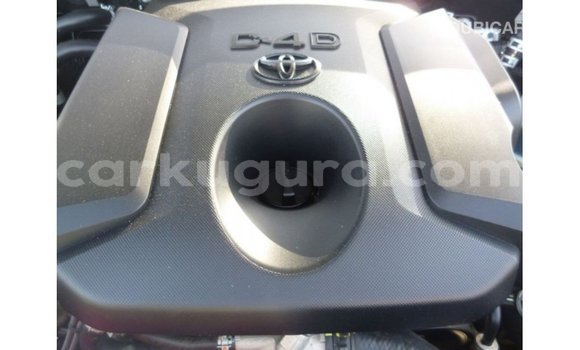 Acheter Import Voiture Toyota Prado Blanc à Import - Dubai, Bujumbura Acheter Import Voiture Toyota Prado Blanc à Import - Dubai, Bujumbura
