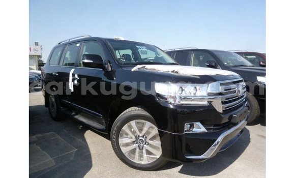 Acheter Import Voiture Toyota Land Cruiser Noir à Import - Dubai, Bujumbura Acheter Import Voiture Toyota Land Cruiser Noir à Import - Dubai, Bujumbura