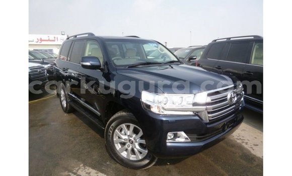 Acheter Import Voiture Toyota Land Cruiser Bleu à Import - Dubai, Bujumbura Acheter Import Voiture Toyota Land Cruiser Bleu à Import - Dubai, Bujumbura