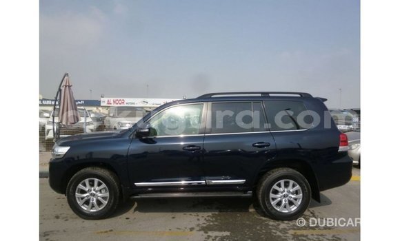 Acheter Import Voiture Toyota Land Cruiser Bleu à Import - Dubai, Bujumbura Acheter Import Voiture Toyota Land Cruiser Bleu à Import - Dubai, Bujumbura