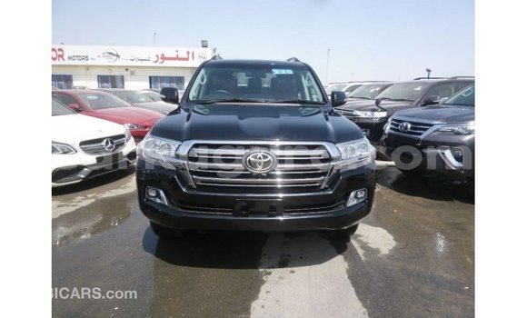 Nunua Imported Toyota Land Cruiser Nyeusi Gari ndani ya Import - Dubai nchini Bujumbura Nunua Imported Toyota Land Cruiser Nyeusi Gari ndani ya Import - Dubai nchini Bujumbura