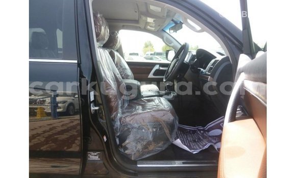 Nunua Imported Toyota Land Cruiser Nyeusi Gari ndani ya Import - Dubai nchini Bujumbura Nunua Imported Toyota Land Cruiser Nyeusi Gari ndani ya Import - Dubai nchini Bujumbura