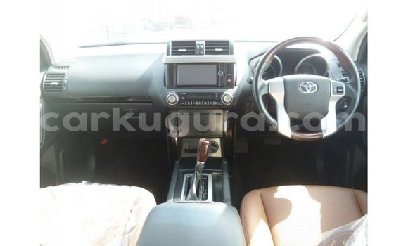 Nunua Imported Toyota Prado Nyeusi Gari ndani ya Import - Dubai nchini Bujumbura Nunua Imported Toyota Prado Nyeusi Gari ndani ya Import - Dubai nchini Bujumbura