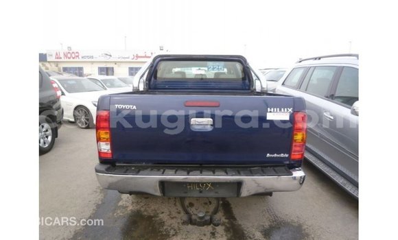 Buy Import Toyota Hilux Blue Car in Import - Dubai in Bujumbura Buy Import Toyota Hilux Blue Car in Import - Dubai in Bujumbura