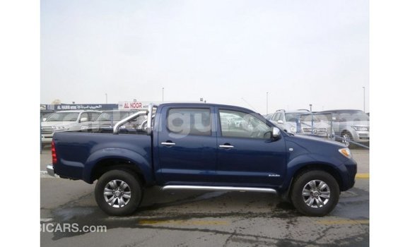 Buy Import Toyota Hilux Blue Car in Import - Dubai in Bujumbura Buy Import Toyota Hilux Blue Car in Import - Dubai in Bujumbura