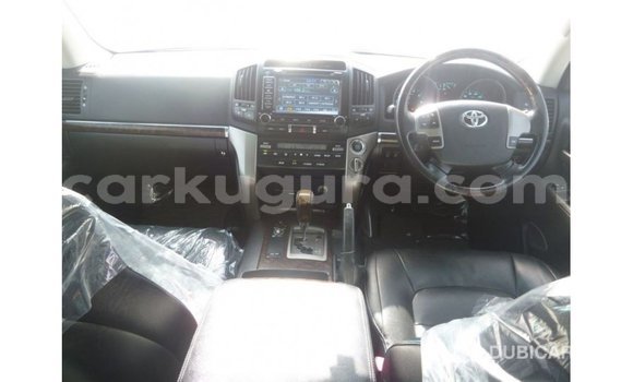 Acheter Import Voiture Toyota Land Cruiser Noir à Import - Dubai, Bujumbura Acheter Import Voiture Toyota Land Cruiser Noir à Import - Dubai, Bujumbura