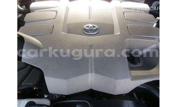 Acheter Import Voiture Toyota Land Cruiser Noir à Import - Dubai, Bujumbura Acheter Import Voiture Toyota Land Cruiser Noir à Import - Dubai, Bujumbura