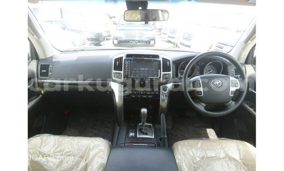 Acheter Import Voiture Toyota Land Cruiser Autre à Import - Dubai, Bujumbura Acheter Import Voiture Toyota Land Cruiser Autre à Import - Dubai, Bujumbura