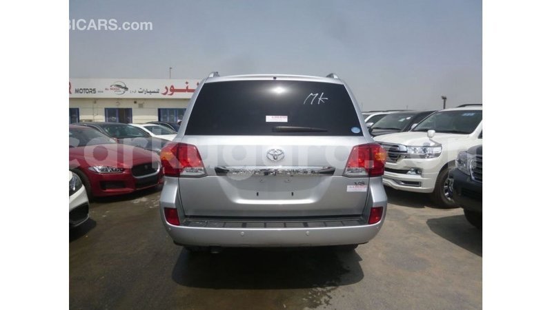 Big with watermark toyota land cruiser bujumbura import dubai 4499