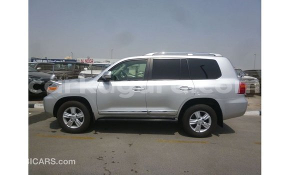 Acheter Import Voiture Toyota Land Cruiser Autre à Import - Dubai, Bujumbura Acheter Import Voiture Toyota Land Cruiser Autre à Import - Dubai, Bujumbura