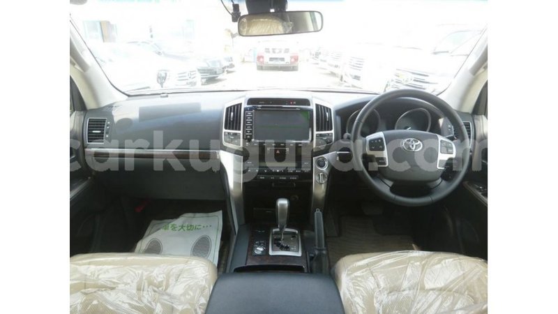 Big with watermark toyota land cruiser bujumbura import dubai 4504