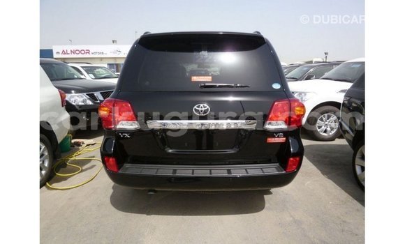 Acheter Import Voiture Toyota Land Cruiser Noir à Import - Dubai, Bujumbura Acheter Import Voiture Toyota Land Cruiser Noir à Import - Dubai, Bujumbura